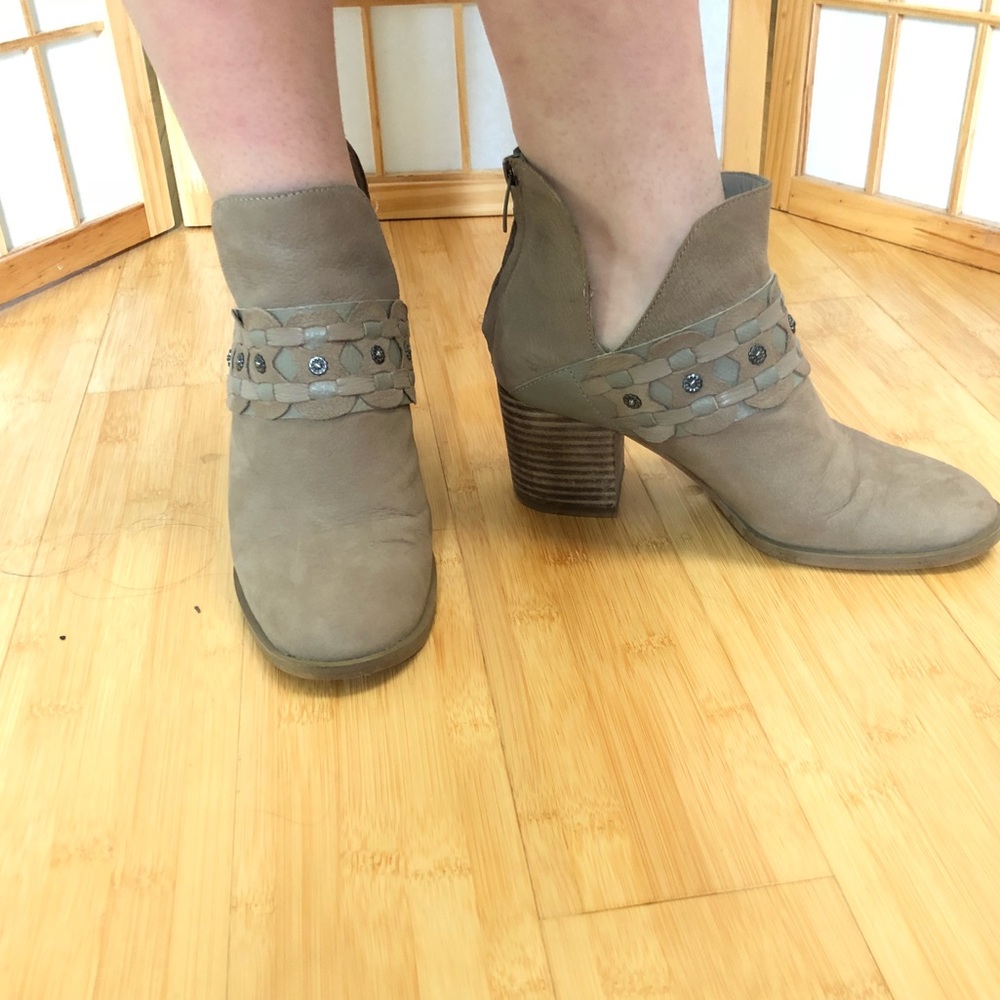 Nine West leather ankle boots